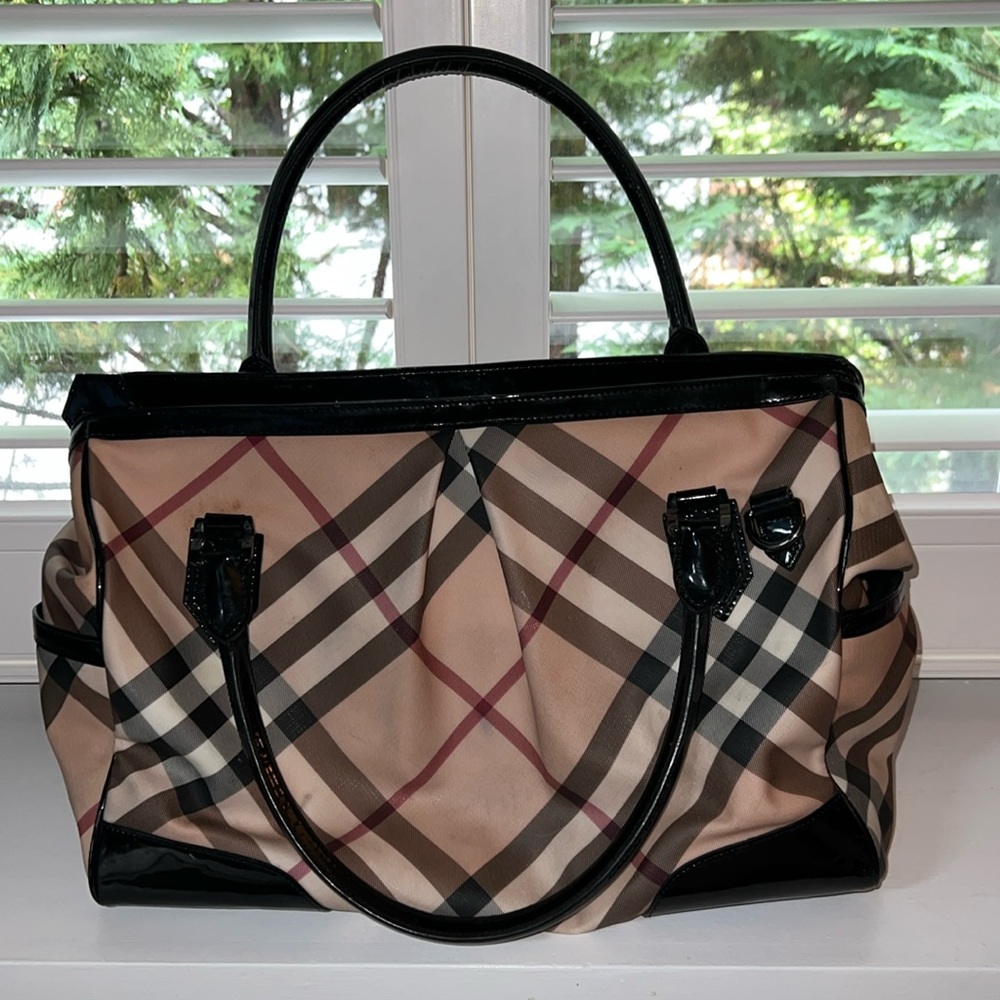 Large Burberry Tote
